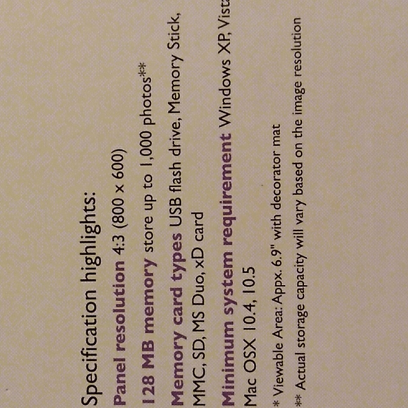 Philip's Home Essentials Digital Photo Frame 7" LCD Panel. Model # SPF3007D/G7 - Picture 4 of 4